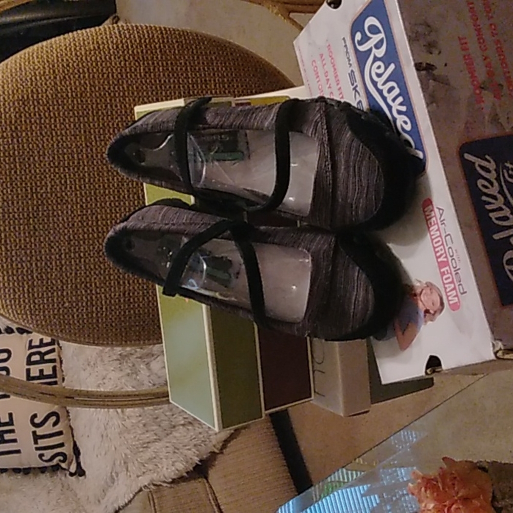 Skechers Relaxed Fit Bikers athletic Ballet Flat Gray Black
